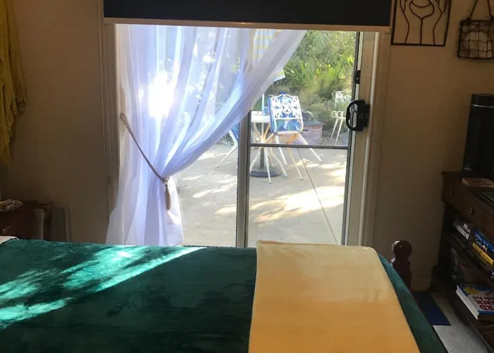 We Love The Bay Short Stays Private Suite 1 To 3 Days