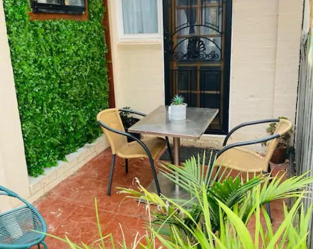 Ange'S Bnb - Self Contained Unit With Ensuite